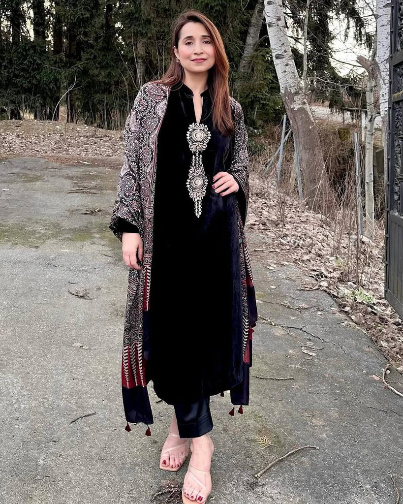 Navy Blue Velvet Sequence Embroidery Work Salwar Suit