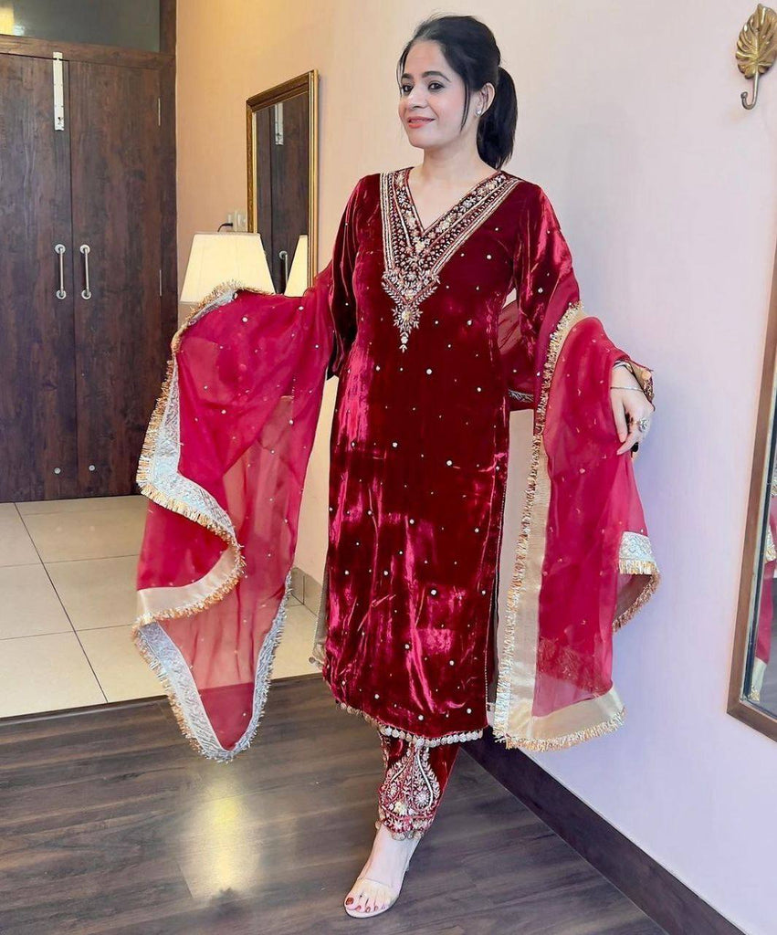 Maroon Viscose Velvet Thread Work Salwar Suit
